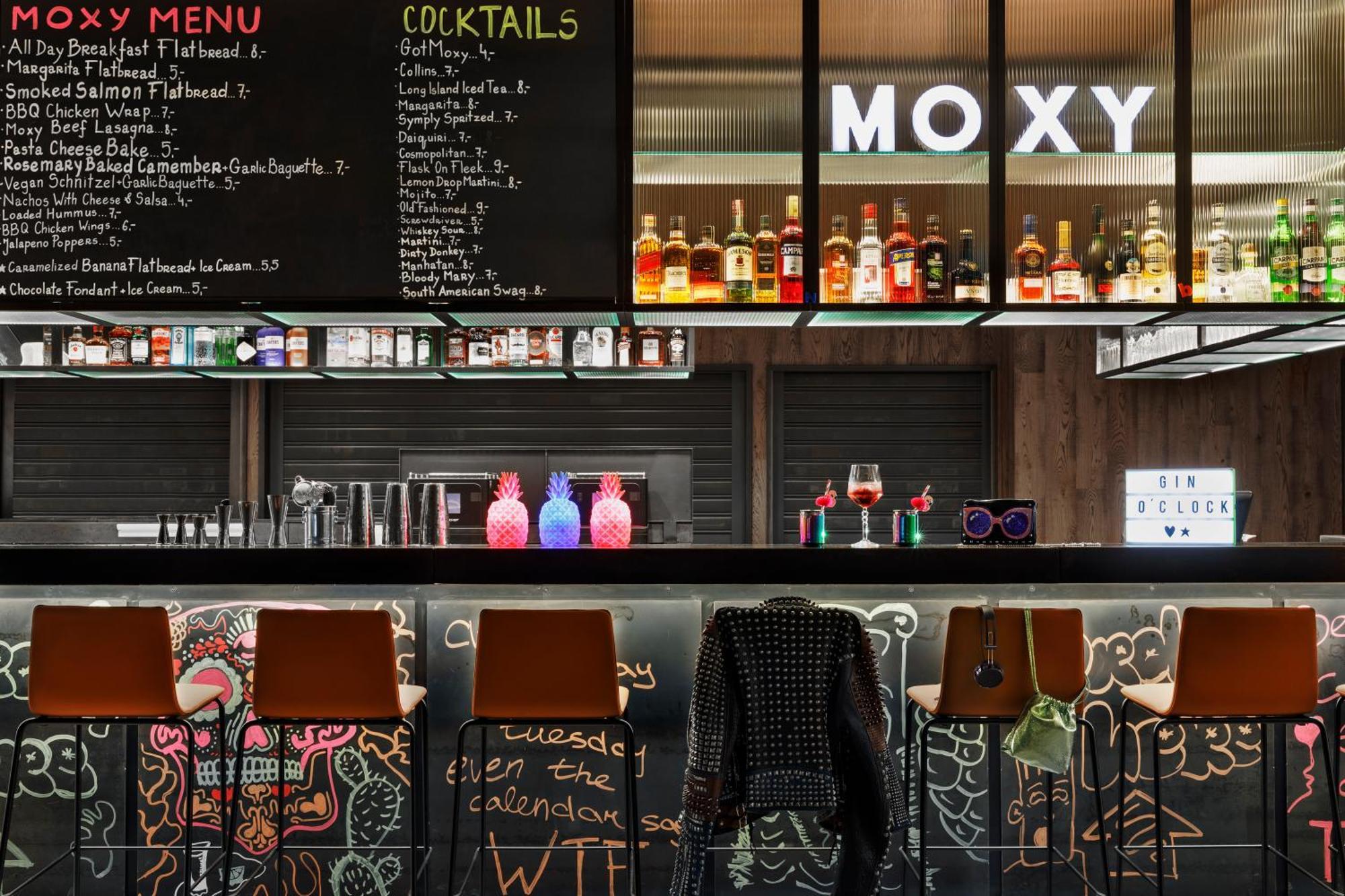 Moxy Kaunas Center Exterior photo